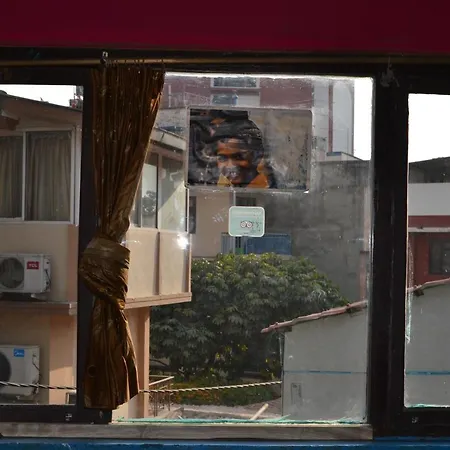 Fireflies Hostel-2